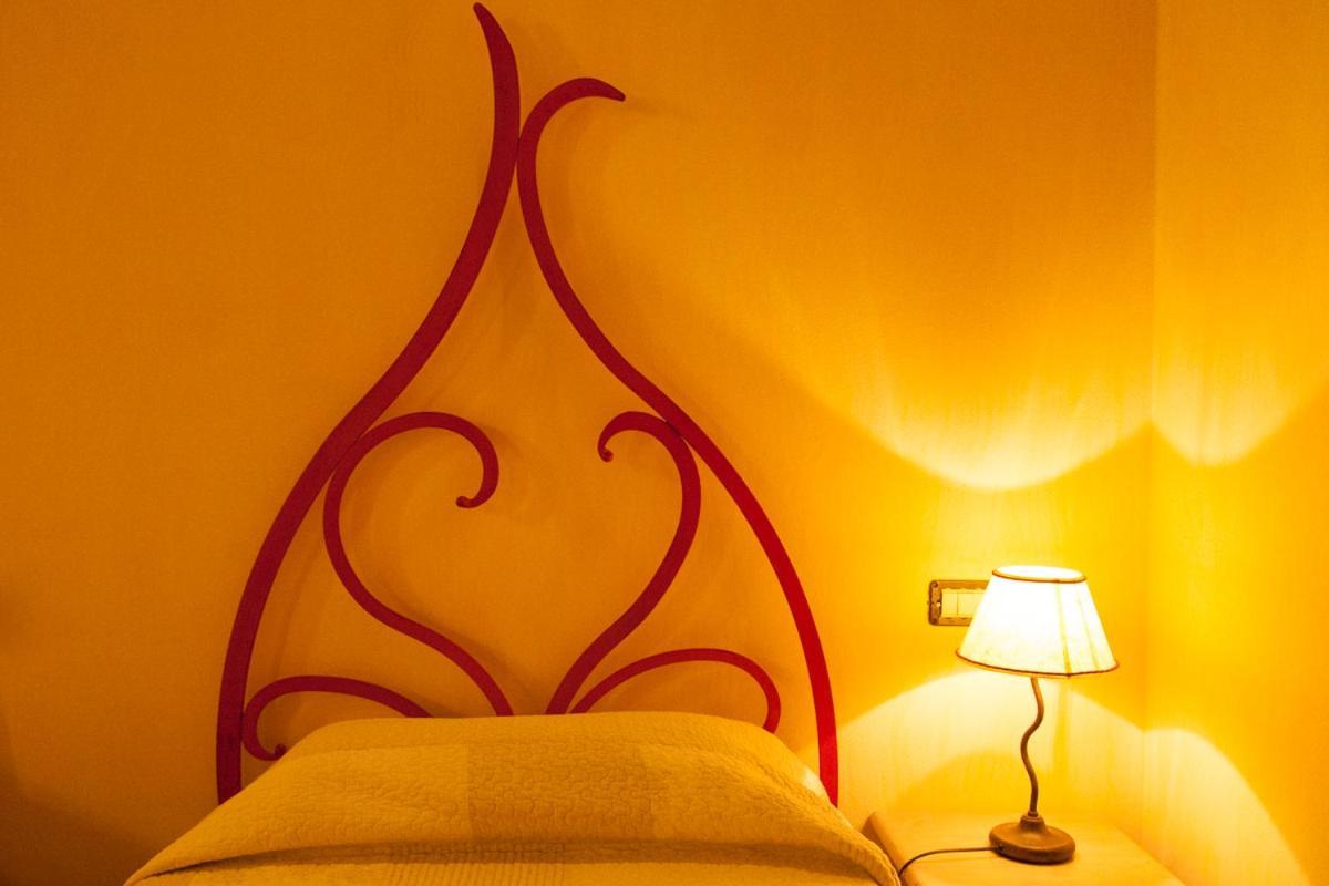 I Quattro Elementi Bed and Breakfast Volterra Exteriör bild